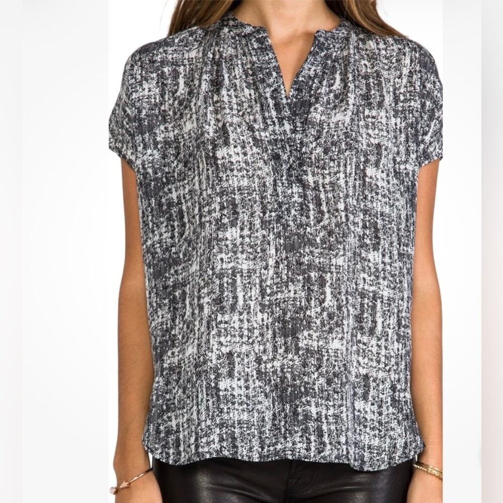VINCE Women's White & Black Vee Placket Silk Blouse Sz XS